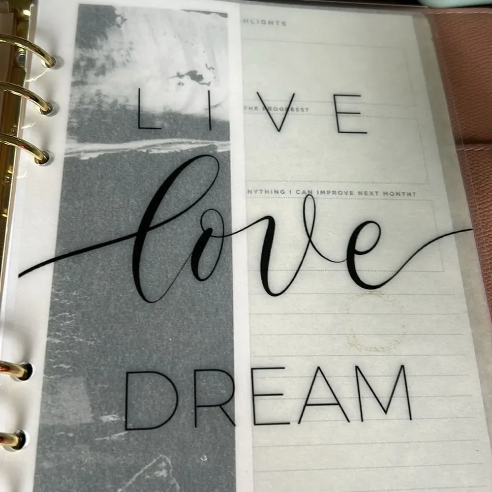 Stationary Bundle